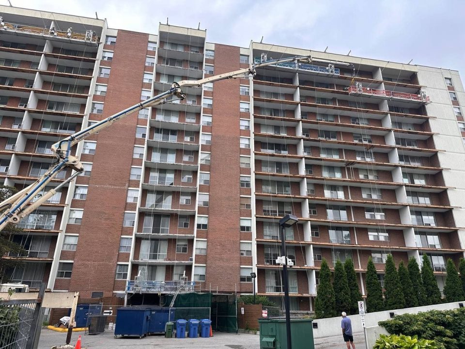 4001–4005 Bayview Avenue Restoration