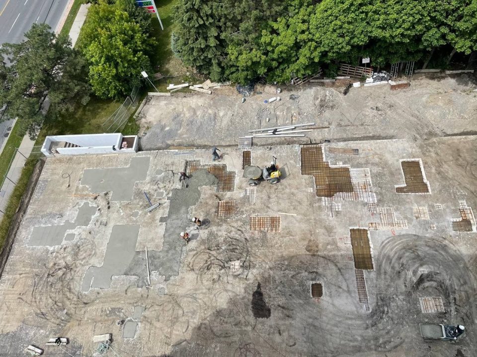 71 Thorncliffe Park Drive Restoration